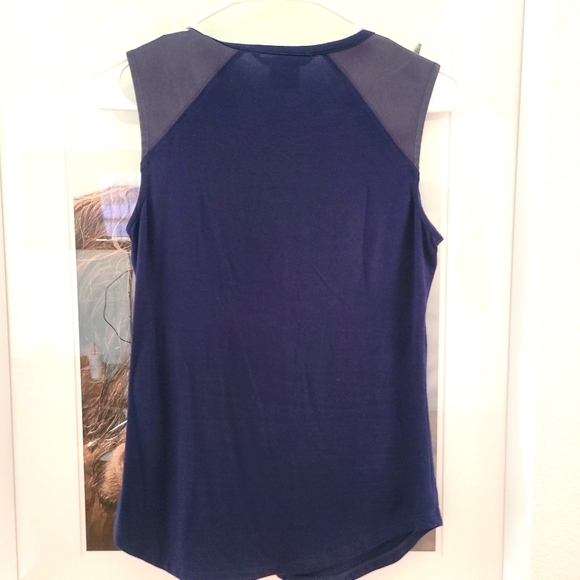 Armani Exchange Mix Media Keyhole Sleeveless Indigo Top - Small - Picture 5 of 5